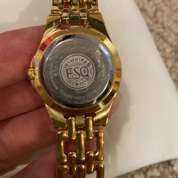 ESQ gold plated link bracelet watch with gold face. - Picture 4 of 4